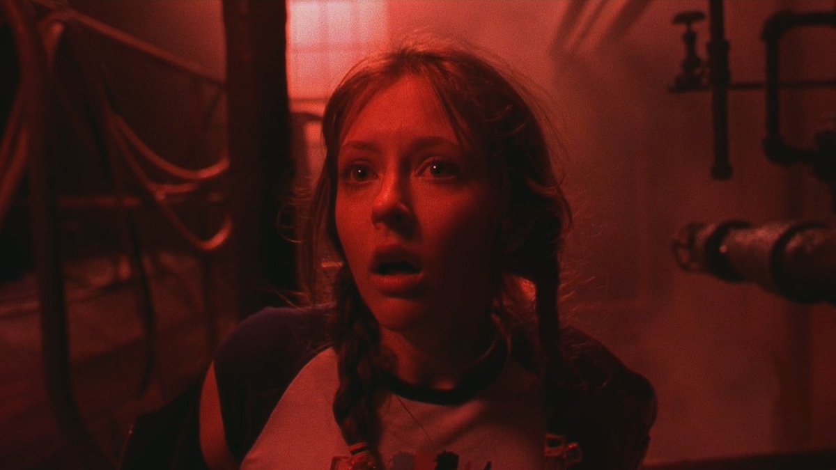 EVILSCRE4M's tweet photo. Happy birthday to Katharine Isabelle, whose horror credits include Ginger Snaps, Freddy vs. Jason, American Mary, and It's a Wonderful Knife. https://t.co/nUYtkSGUIX