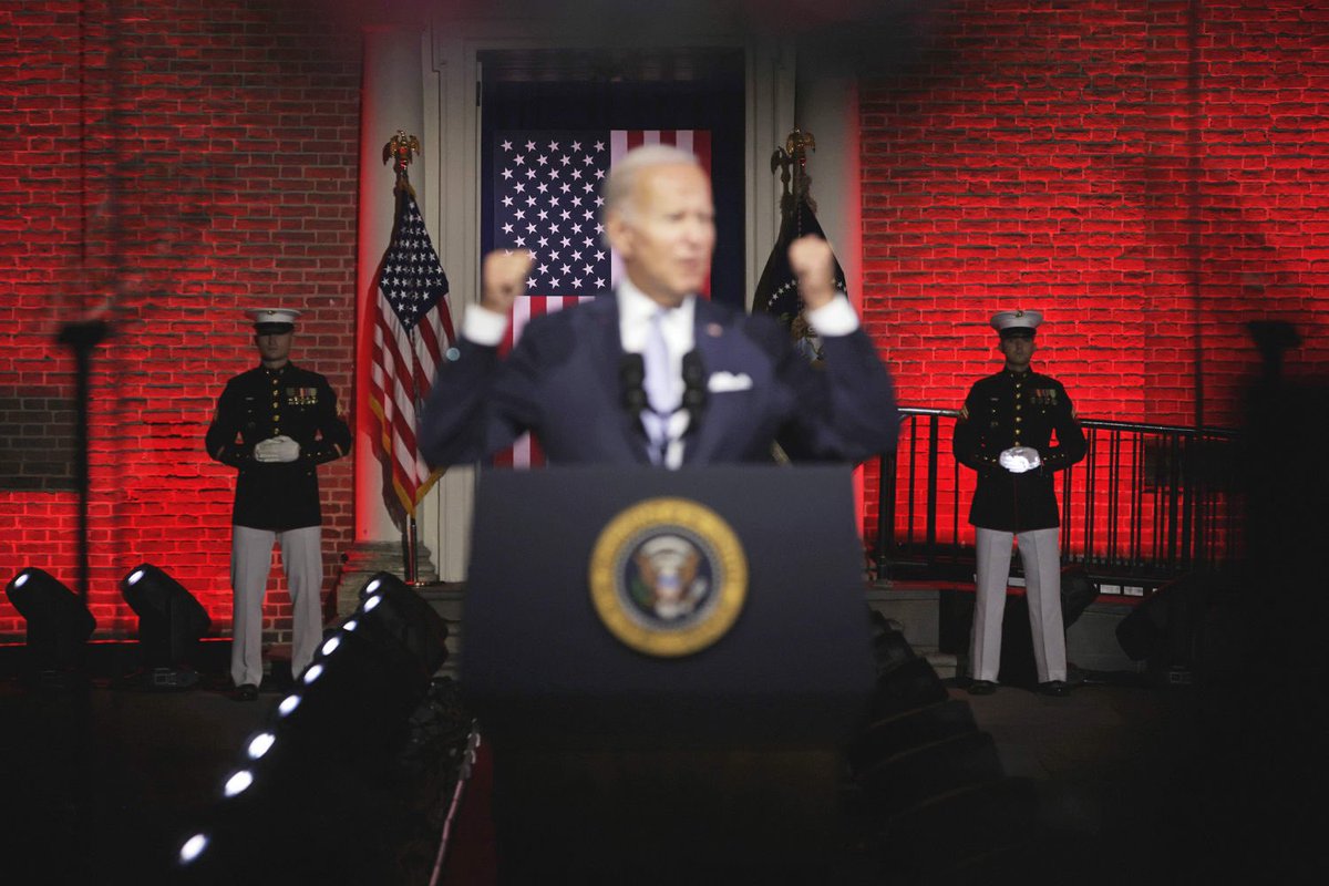 Yetirider67's tweet photo. @ZionDarkwood @MaryLTrump You mean like when this guy said that half the country was a threat to democracy while he had members of the military standing at his side, with red, lighting behind him like a dictator.. yeah that was real comforting for us on the other side! https://t.co/SREpbHE2Ki