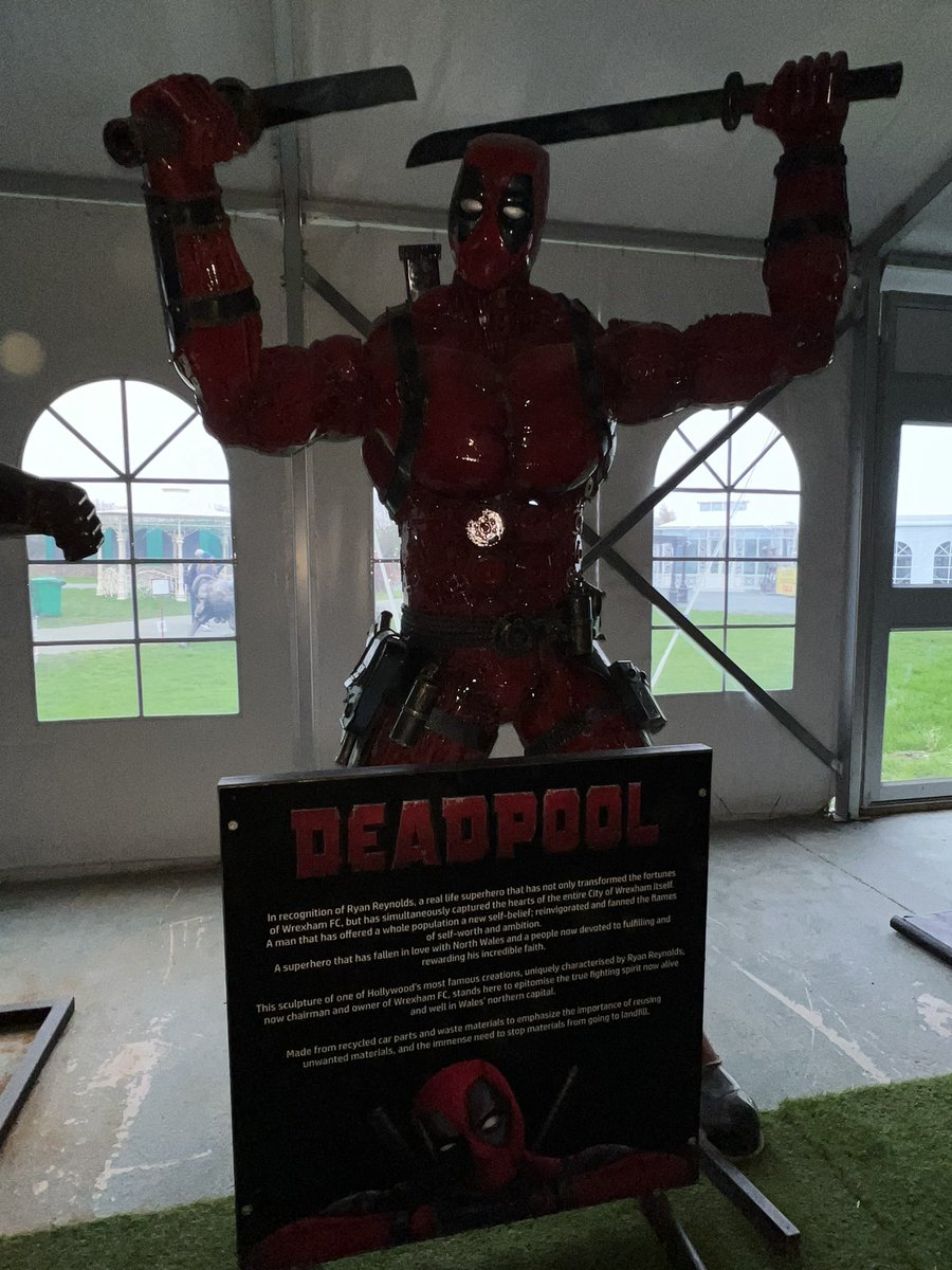 RaychullBe's tweet image. Been to #TheIronworks Oswestry today.. bumped into the legend himself @VancityReynolds @dubd4n