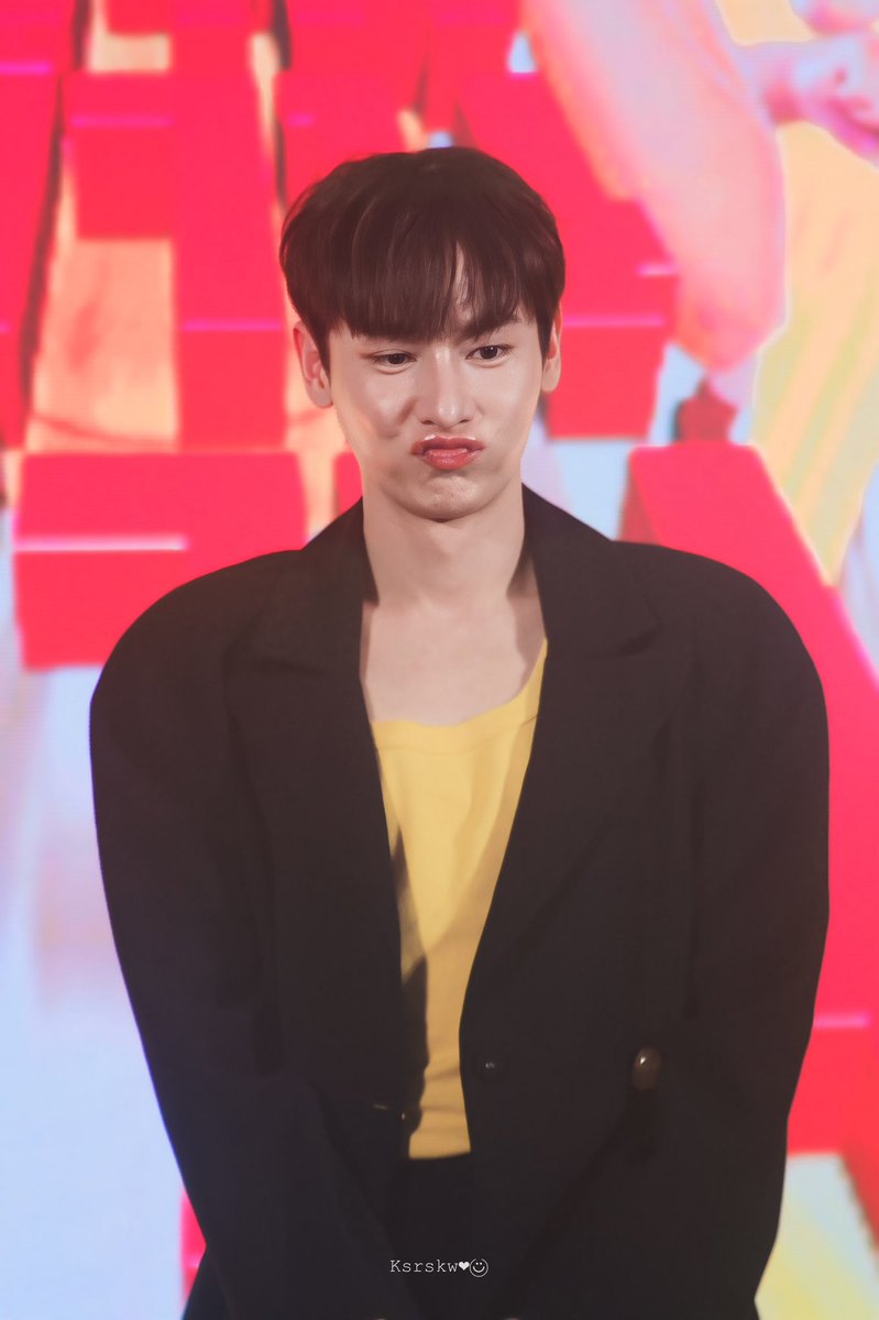 น่ารักสุดๆ ใจผมเต้นแรงไม่หยุด🥹💚

#วิวลุ้นล้านได้ทุกพากย์  #ออฟกันพากย์VIU

<a href="/AtthaphanP/">ATTHAPHAN PHUNSAWAT</a>