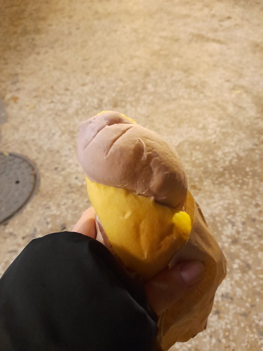 цыган tweet media