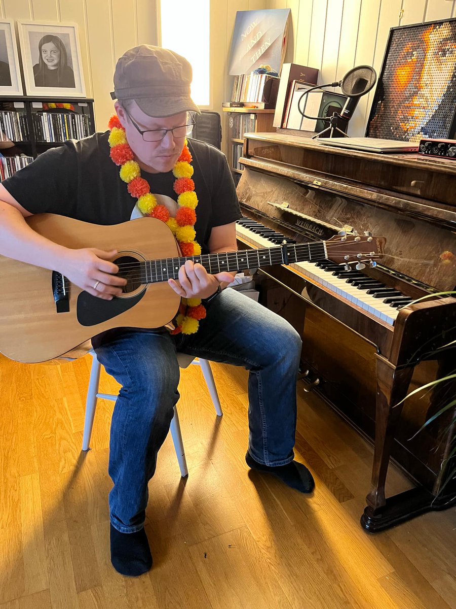 toddkarenmusic's tweet image. #newmusic #inthemaking 2025 will be a cool year. Keep your #earstotheground #supportindiemusic and follow @toddkarenmusic and @subexile2 ❤️ #norwegianmusic #irishmusic #swissmusic #scandinavianmusic #nordicmusic #indiepop #indierock #folk