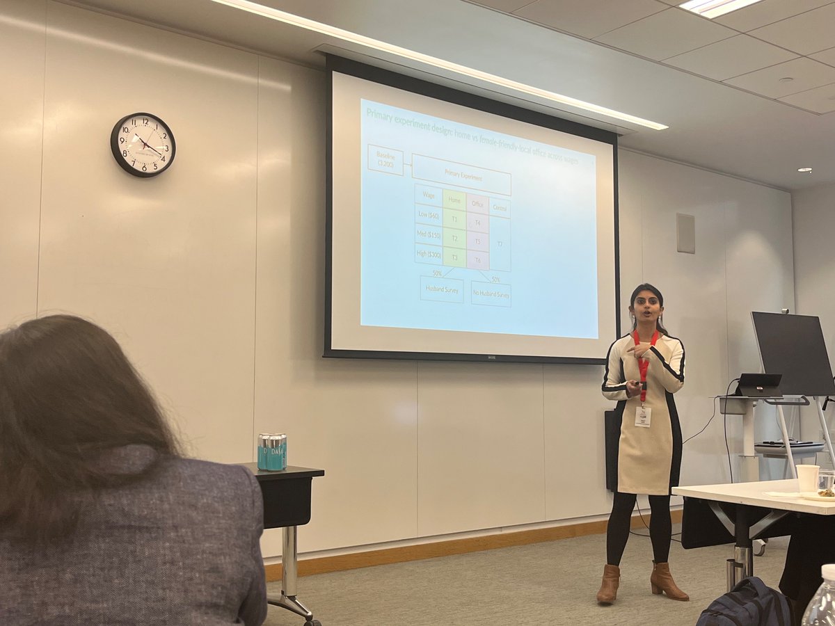 Harvard CID (@harvardcid) on Twitter photo 🌟 <a href="/suhani_jalota/">Suhani Jalota, PhD</a> presenting fab joint work re: specific job conditions (flexibility, work from home nature) that gets women to enter formal labor force in Mumbai’s slums. Interestingly just offering a substantially higher $$ won’t cut it! Norms norms norms 🌟 <a href="/suhani_jalota/">Suhani Jalota, PhD</a> presenting fab joint work re: specific job conditions (flexibility, work from home nature) that gets women to enter formal labor force in Mumbai’s slums. Interestingly just offering a substantially higher $$ won’t cut it! Norms norms norms