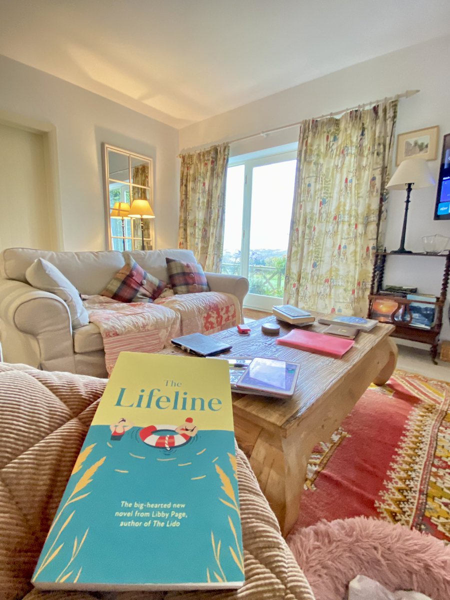 hayleylotusflo1's tweet photo. In my favourite bolt hole catching up on proofs in order of what I fancy. Taking a break has made me read more not less. My pain isn’t fully under control but I’m as comfy as I can be and just look at that view! ❤️📚#TheLifeline @LibbyPageWrites #readingholiday https://t.co/7N7vc3EJRs