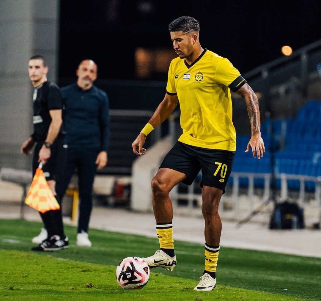 ¡EXHIBICIÓN!

Freddy "Pico" Vargas jugó 87 minutos y DIO 3 ASISTENCIAS con Netanya que venció 2-3 a Hapoel Jerusalén en la Primera División de Israel.

Gran momento del venezolano en el fútbol de Israel.