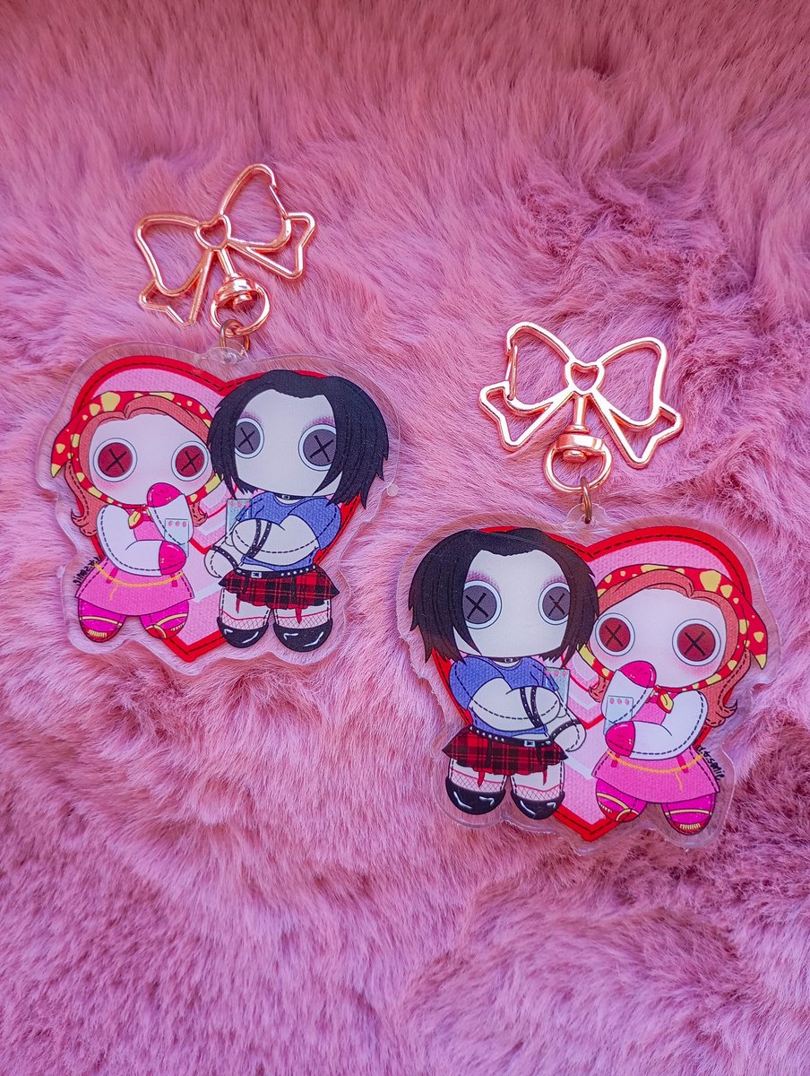 ArtsenicP's tweet photo. 🩷 NANA - Puppet Set 🗝️

🩷🗝️🍓

🚫 DON'T USE/REPOST MY ART AND DESIGN 🚫 
❤️ Contact me on my DM for any info
☕ Available on Ko-Fi ☕ 
#️⃣ #artsenicpuppet 

❤️🍓🗝️🩷

#nana #nanafanart #nanaosaki #nanakomatsu #handmade #pencilcase #keychains #pinkaesthetic https://t.co/baB6MZyqd9