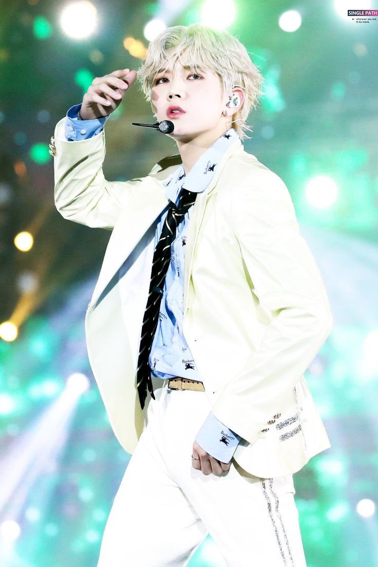 영원한우리막내아천요왕
#민기적의대표_렌_생일축하해요
민기야올해도생일축하해
#RockStarRenDay
빛나는너의존재만큼사랑만받길바래
#REN #최민기