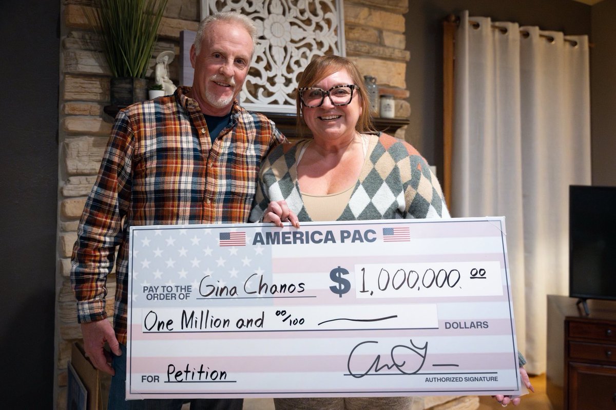 Gina of Eagle, Wisconsin received $1M for signing our petition to support the Constitution.

Every day until Election Day, a person who signs will be selected to earn $1M as a spokesperson for America PAC.

SIGN: petition.theamericapac.org