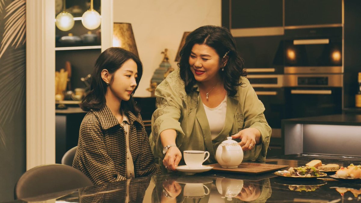 오늘의 퇴드클 - 악녀(惡女) 영화가 이것도 하고 싶고, 저것도 하고 싶고,,, 누구나 악녀가 될 수 있단 건가..? 뭐 그럴 수 있긴 한데.... 근데 방금...
