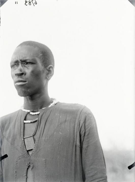 Theoriginalman0's tweet photo. Masalit, Ouaddaï, Tchad, Circa 1900 https://t.co/Zydnos4Wlr