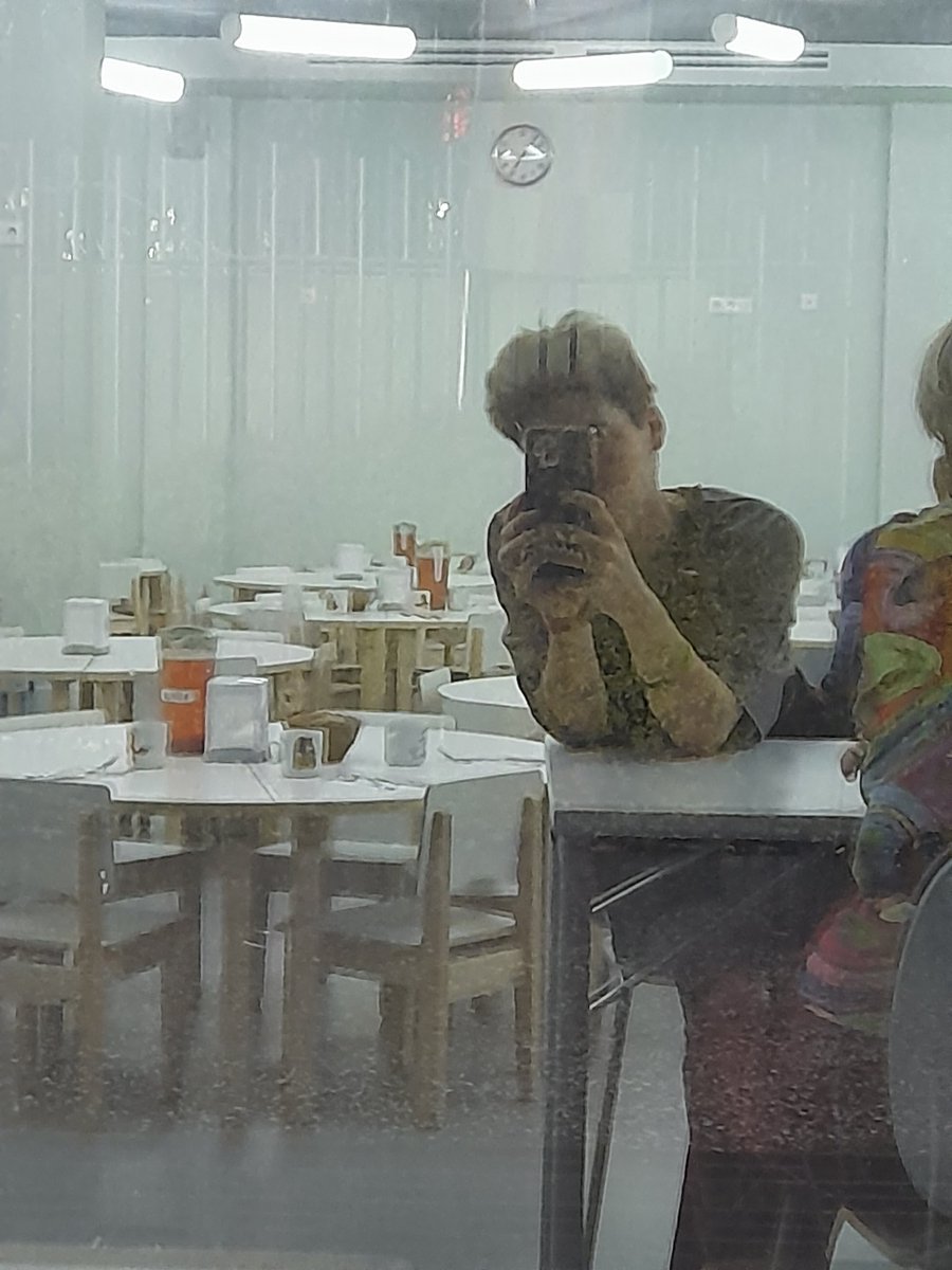 цыган tweet media