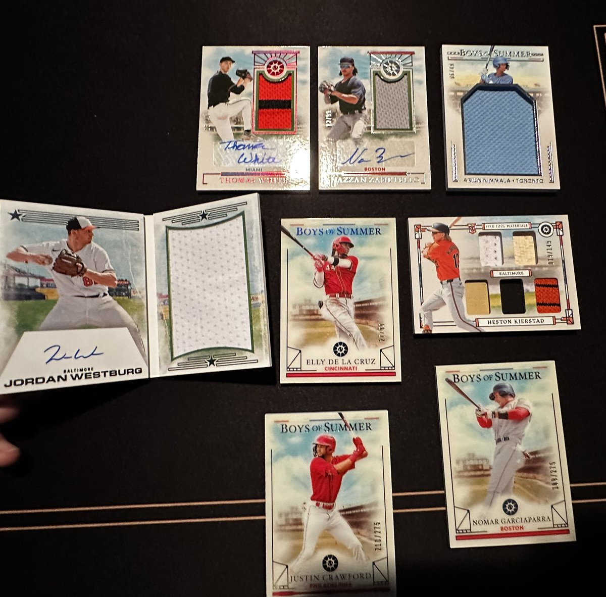 JWyandt6's tweet photo. @SWCardShop Boys of Summer haul! Super fast shipping and great price. Thanks guys! https://t.co/SQA4tfZNB0