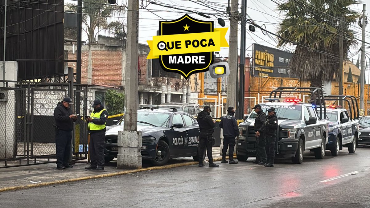 QuePocaMadreMex's tweet image. ❌AS€SlNAN A UN HOMBRE EN TEIBOL DE PASEO TOLLOCAN #TOLUCA @Edomex . 

❌UN HOMBRE DE APROXIMADAMENTE 50 AÑOS DE EDAD FUE ENCONTRADO CON DISPAROS DE ARMA DE FUEGO EN LA ENTRADA DE ESTE #TableDance 

❌ELEMENTOS DE LA @FiscaliaEdomex y SEMEFO YA ESTÁN EN EL LUGAR.