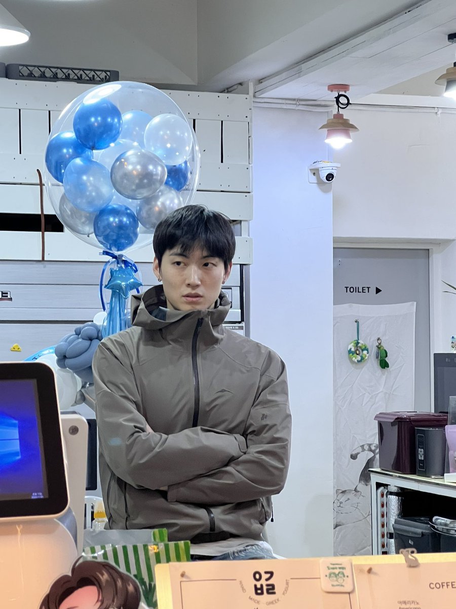 HomUmp's tweet photo. ☺️#JAYB https://t.co/WlkKCUohzT