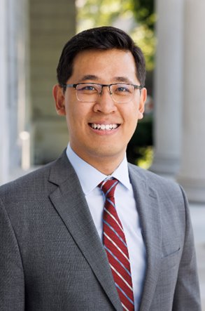 Pol Antras (@pol_antras) on Twitter photo 1/ 🧵Last but not least, today I would like to tell you about a third amazing student of mine: Anhua Chen (<a href="/ChenAnhua/">Anhua Chen</a>; linkedin.com/in/anhua-chen-…). At Harvard, Anhua has carried out research at the intersection of international trade and industrial organization. 1/ 🧵Last but not least, today I would like to tell you about a third amazing student of mine: Anhua Chen (<a href="/ChenAnhua/">Anhua Chen</a>; linkedin.com/in/anhua-chen-…). At Harvard, Anhua has carried out research at the intersection of international trade and industrial organization.