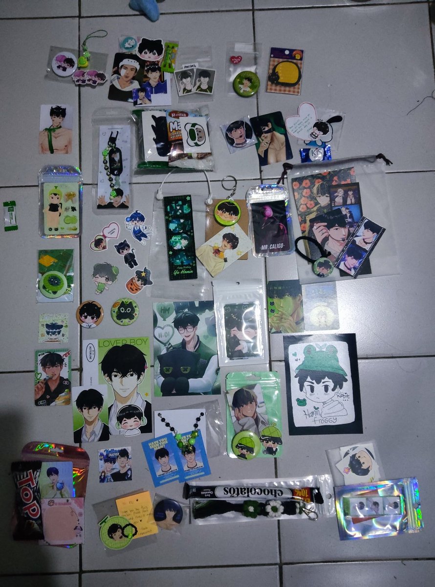 Ini pertama kalinya aku ikut hunting pribis, ga expect bakal dapet segini banyak.. kalian baik bgt plli.. mari menikah🥹💐 

Walau terlihat acak acakan kan ku jaga pribis Haming ini sepenuh hati bak malika🥺🖤