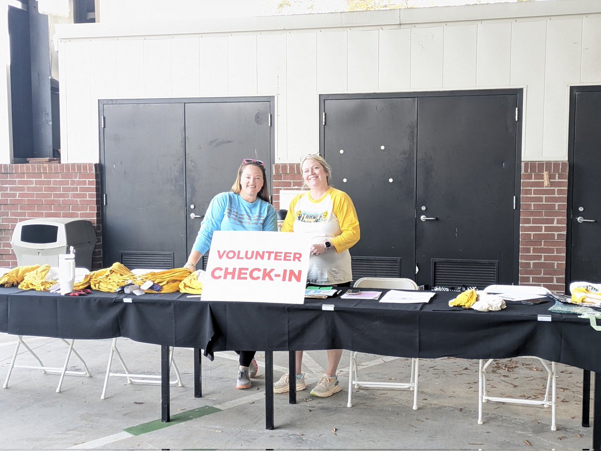 athhalf's tweet photo. We're almost ready! Come see us at the Health Expo and Runner Packet Pickup 12-5 at The Classic Center Pavilion. https://t.co/CfRyTUBQf7