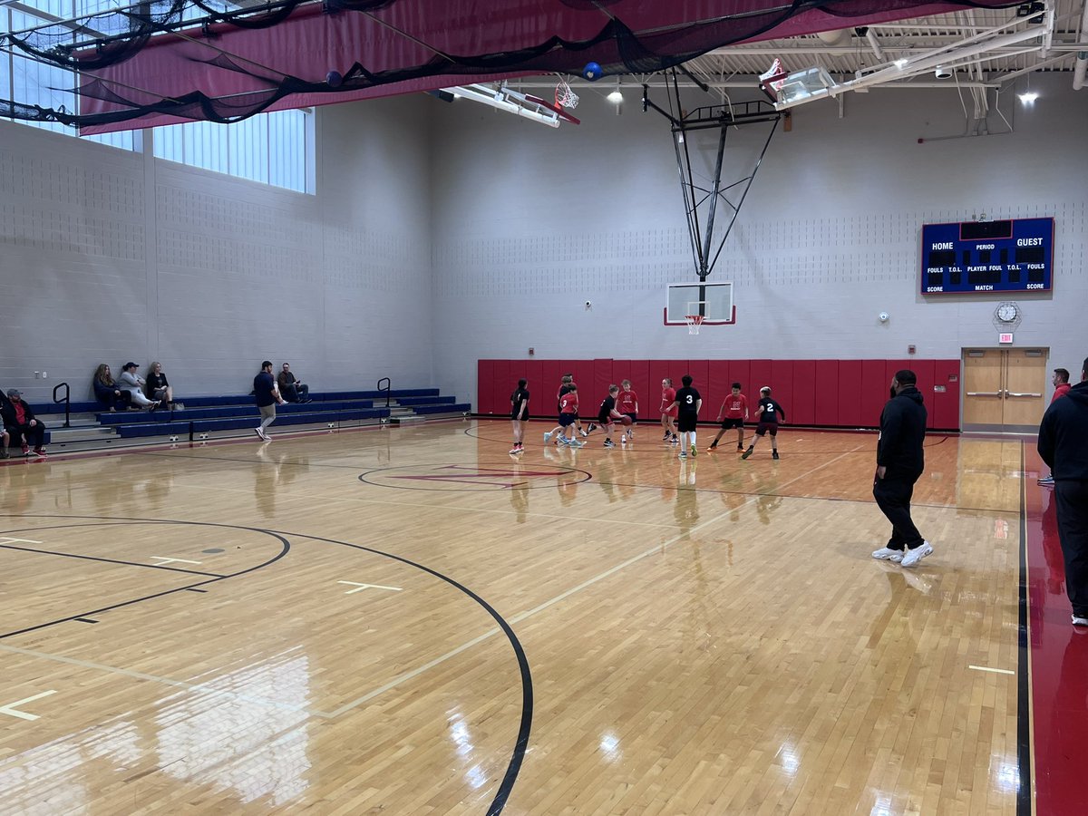 NilesBuckets's tweet photo. YOUTH LEAGUE IS UNDERWAY!
#FutureRedDragons https://t.co/SVApLMOeis