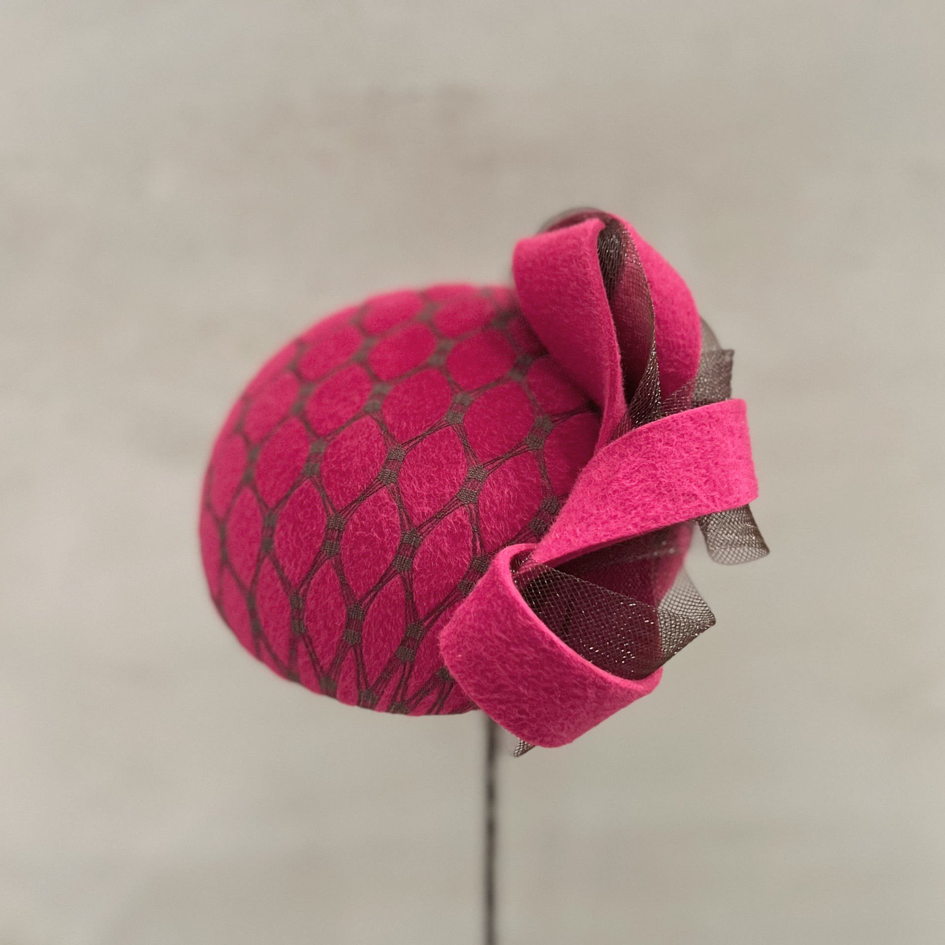 millinery mino（ミリナリーミノ）ヘッドピース 世界で評価される独創的な帽子が生まれる場所「millinery mino