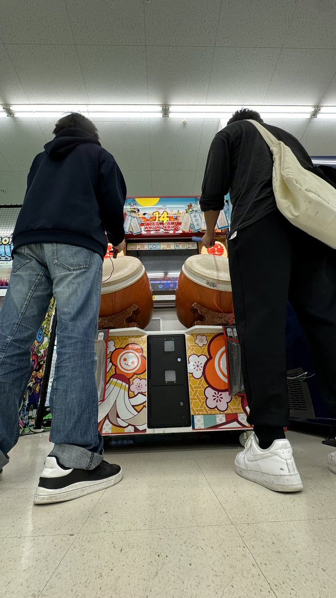 tetraconnection's tweet photo. テトラ練習でした。
身体も脳もフル回転の一日でした。
ʕ•̫͡•ʕ•̫͡•ʔ•̫͡•ʔ

今日のハイライト
・パワースタッフ
・安請け合い王
・12連勤 https://t.co/8K8q2XMHIA