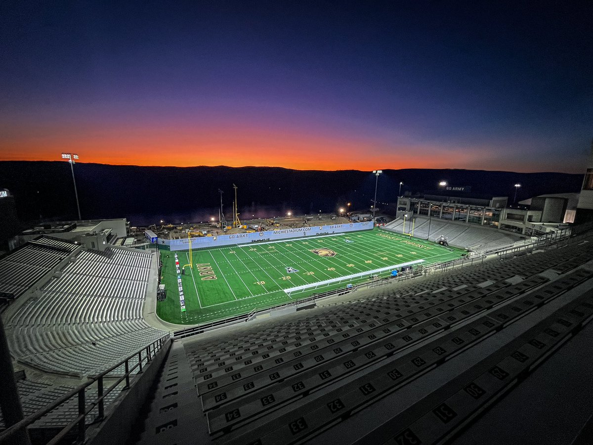 ArmyWP_Football's tweet photo. The sun rises on another Gameday at Michie! 🌅 https://t.co/hxs4sIJjf0