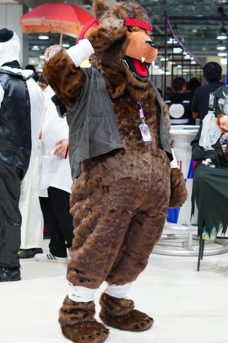 DesertSamuraiQ8's tweet photo. Picture of my kuma cosplay from tekken 8 on 2nd day
I think it turned out great ( except the head I'm gonna change it )
@BandaiNamcoME
#Tekken #tekkenseries #Tekken8 #kuma #tekkencosplay #tekkencharacters #fightinggames #FGC #FightingGamecosplayer #cosplay #cosplays #cosplayer https://t.co/aO0IUx0ObL