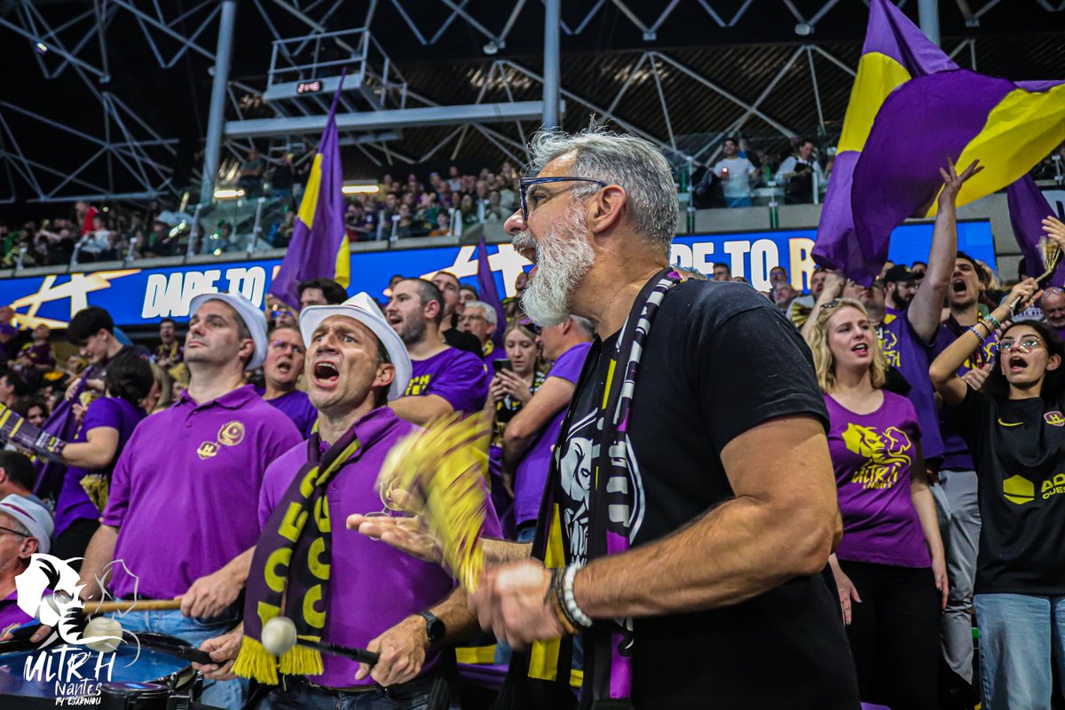 ultrhnantes's tweet photo. Retour en images sur Nantes x Barça, avant d'affronter Limoges ce dimanche.
https://t.co/qGpwoTxLDY

📷 ULTR'H NANTES, HBC Nantes, Gustavo SportsPictures

#handball #hbcnantes #nantes #wehfamily #peupleviolet #ultrh #supporters #lnh #nantais #hbcn #tifo https://t.co/I4Yg6SqAZb