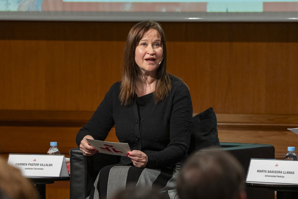 InstCervantes's tweet photo. ▶️Presentación #AnuarioIC2024:
https://t.co/46YAAdrtMa
#GarcíaMontero y @FMORENOFDEZ, dir. del Instituto y el #ObservatorioGlobaldelEspañol; #CarmenPastor y #RaquelCaleya, nuestras directoras de Académica y Cultura; y #EduardoViñuela y #MartaSaavedra (@uniovi_info y @FcaNebrija). https://t.co/KfzXTQn3Ic