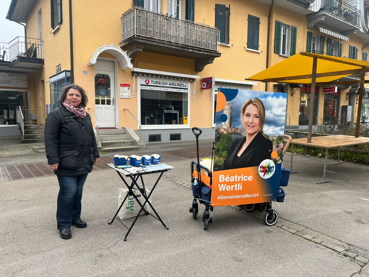 Standaktion in Bümpliz
#Wahlbern24
<a href="/bwertli/">beatrice wertli</a> <a href="/EigenmannSibyl/">Sibyl Eigenmann</a> <a href="/pascalsieber/">Pascal Sieber</a> <a href="/Capra58306778/">Capra Brigitte</a>
