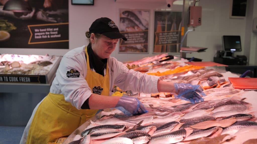 Stocked full with fresh fish today in Coolock.
Our factory shop has been serving the local community for over 15 years.
Our expert team are on hand to help with filleting, skinning pin boning and more
📍Howth
📍Coolock
📍Bow Street
📍Dunboyne
#freshfish #seafood #fishmonger #fish