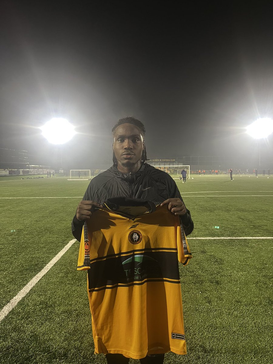 ROFCOfficial's tweet photo. A late Matchday arrival🧱

We’re pleased to welcome defender Kevin Joshua to the club after impressing in training over the past few weeks. 

He’s available to feature in today’s FA Cup first round clash 

#ShareThePicsPassion💛🖤 https://t.co/sJqIBWzS78