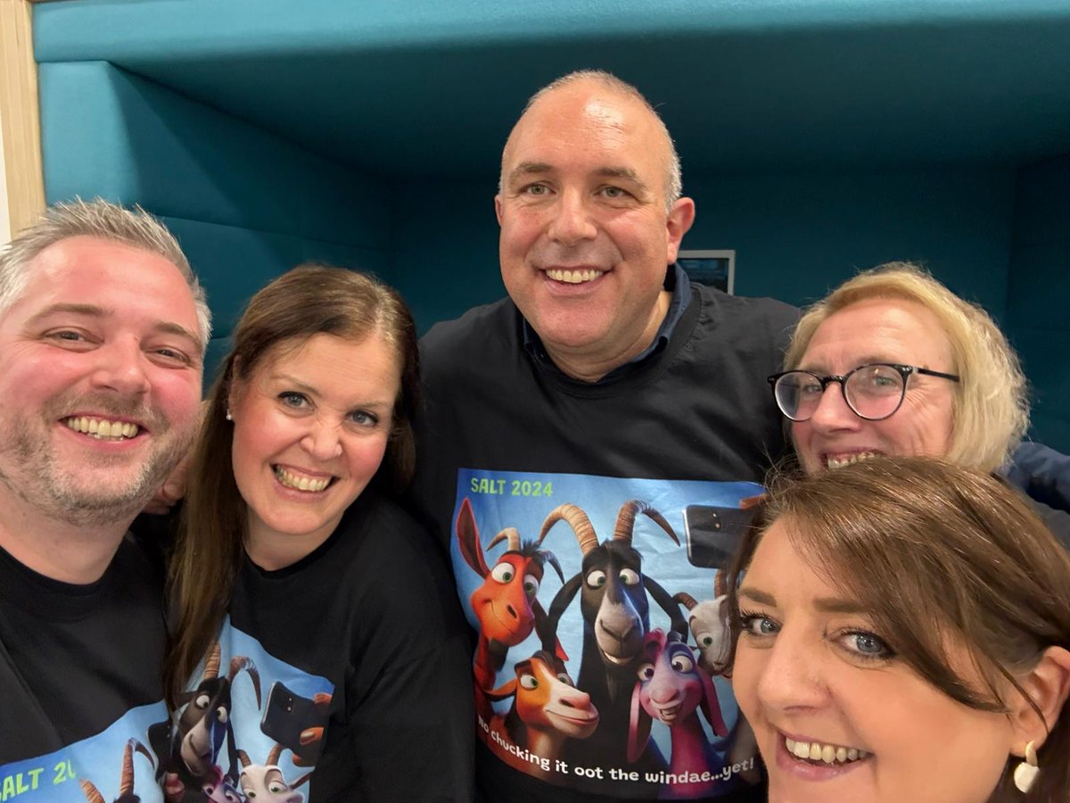 SenoraCT's tweet image. Hello @SALTLANGS ..lovely to be with the old guard @ChrystonLangs @rosshallmodlang @StAndrewsML @CortesTito #SALT2024