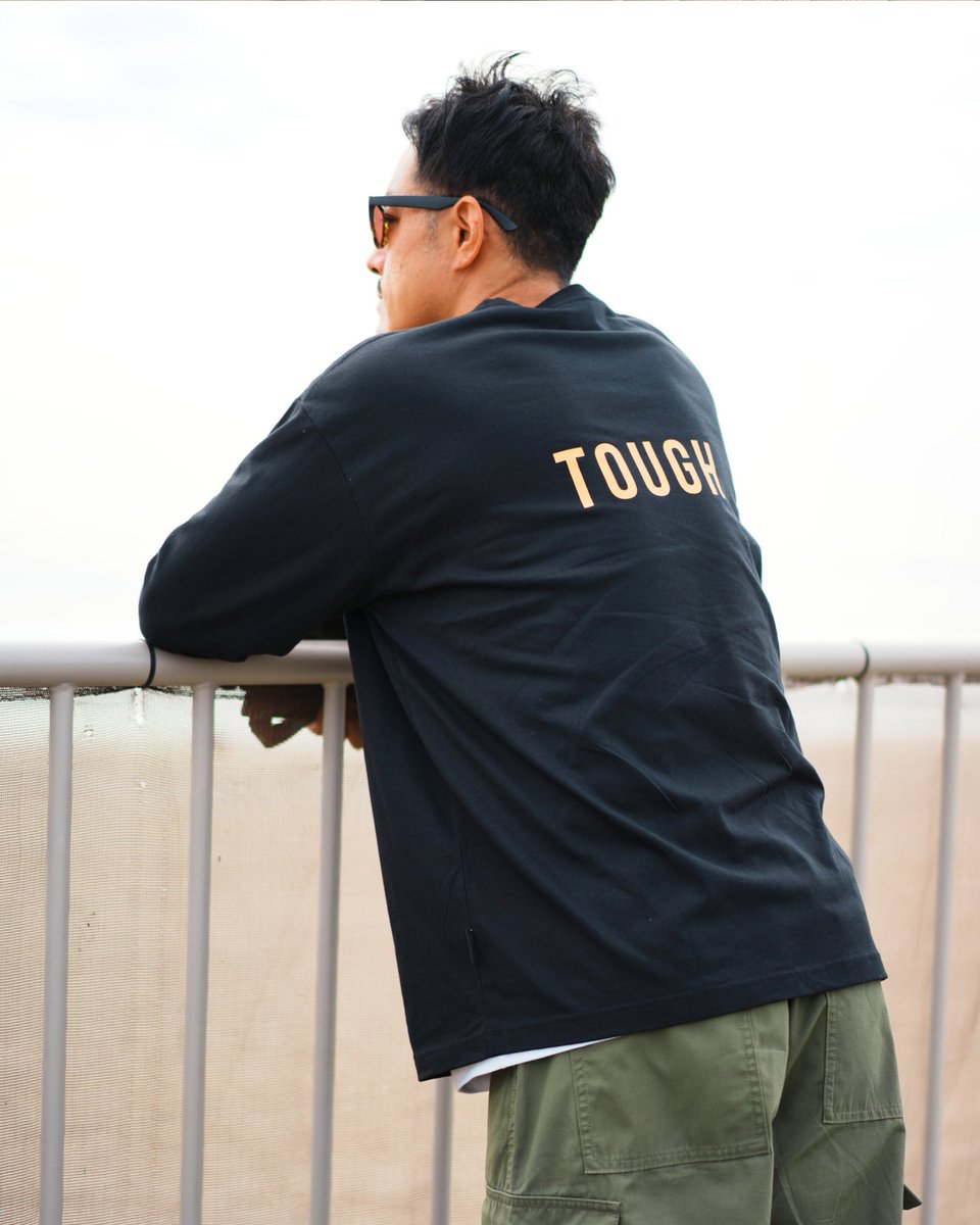 LOHASTYLEshonan's tweet photo. 【湘南コーデVOL.79】黒・白・カーキが織りなすタフ感コーデ

#LOHASTYLE
#湘南
#湘南コーデ
#サーフファッション
#メンズファッション40代
#メンズファッションコーデ
#オシャレ好きな人と繋がりたい
#パラフィン帆布
#サコッシュ
#コーデュラ
#コーデュラジャパン
#cordura https://t.co/DfMA96wGq0