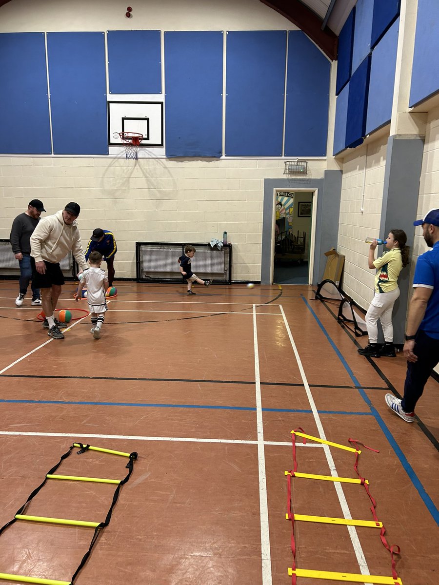 Treharris Athletic Minis and Juniors FC tweet media