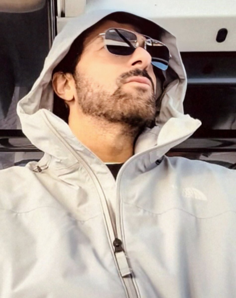 #EnginAkyürek ❤️‍🔥🔥🤟

 " Buralar da iyiymiş " fotoğrafının yenisini bekliyoruz canım adam ❤️