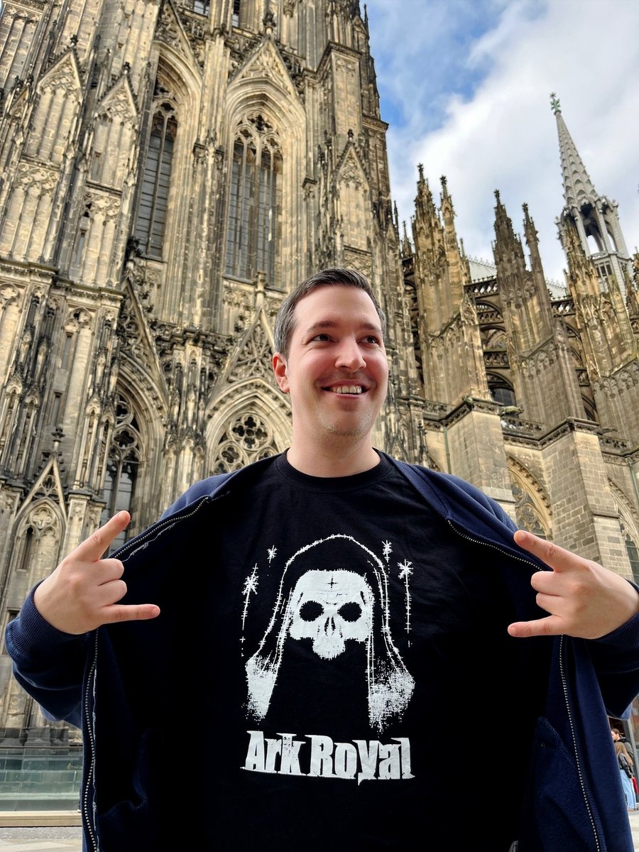 Sitzriese's tweet image. Kölner Dom

#ArkRoyal 🔯🌹
#AltarOfSacrifice

@xillmn_666x @megchan666 @Natsu_lyd1030 @noichang_star3

#Metal #CologneCathedral
