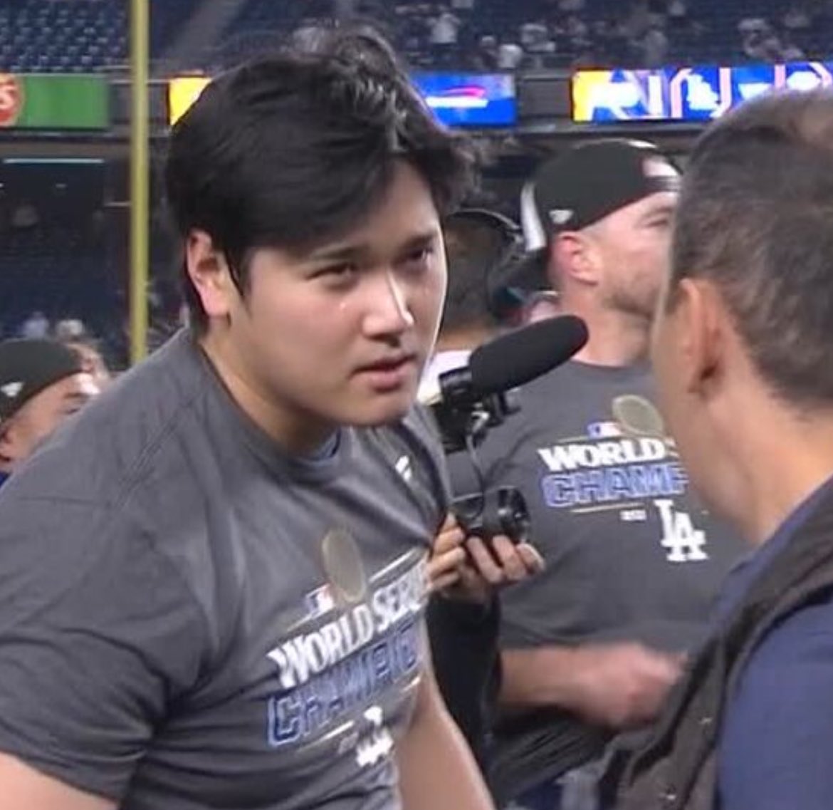 natsui_tanoshi's tweet image. 【真っ二つ】
お前も50-50になりてぇのか？