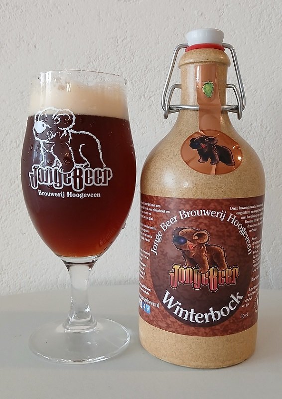 Vanaf vandaag verkrijgbaar bij de slijter: onze kruikjes met feestelijke bieren.  jongebeer.nl/index.php/info… #sinttip #kerstkado #bier #CraftBeer