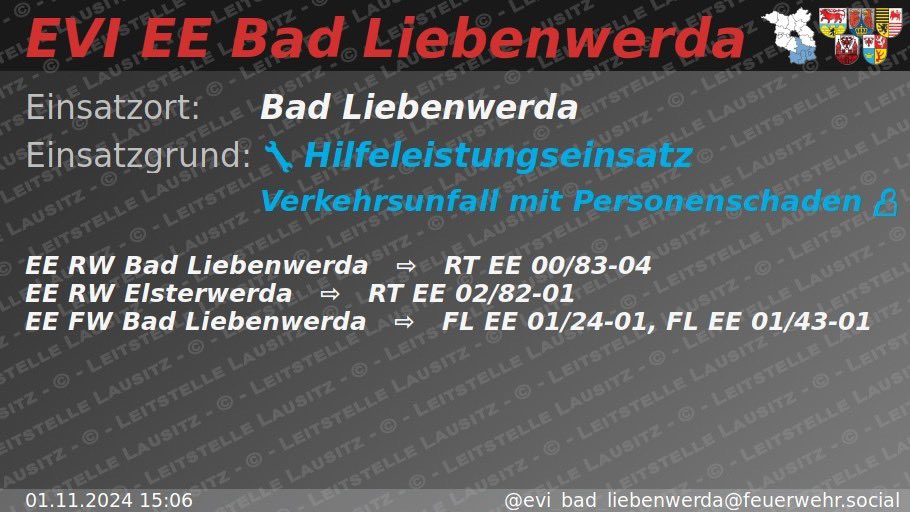 ReportLKEE's tweet photo. In einem Kreuzungsbereich kam es zur Kollision zwischen einem #PkW und einem Krad. Die #FreiwilligeFeuerwehr sicherte die #Einsatzstelle und streute ausgelaufene #Betriebsstoffe ab. Der #Rettungsdienst versorgte den Kradfahrer und transportierte ihn in ein #Krankenhaus. https://t.co/vRGV2Xl4rD