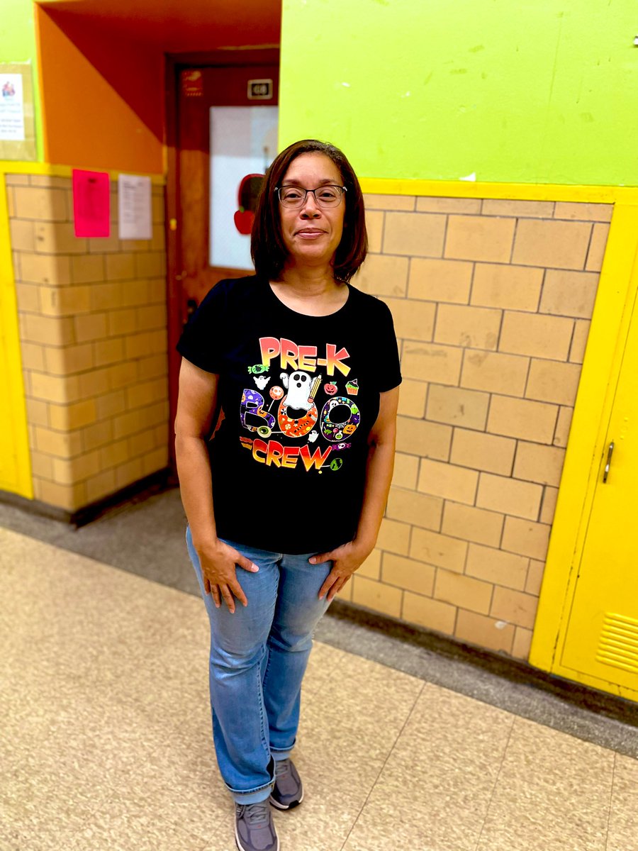 BagleyJTElem's tweet image. Mrs. Halliburton’s class is all dressed up in their costumes and ready for a fun day ahead! 🎉✨ #ClassFun #halloween2024