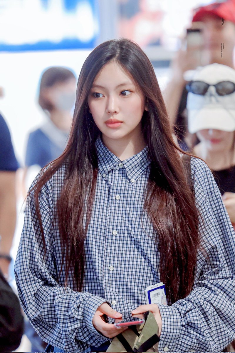 Hyein tweet media