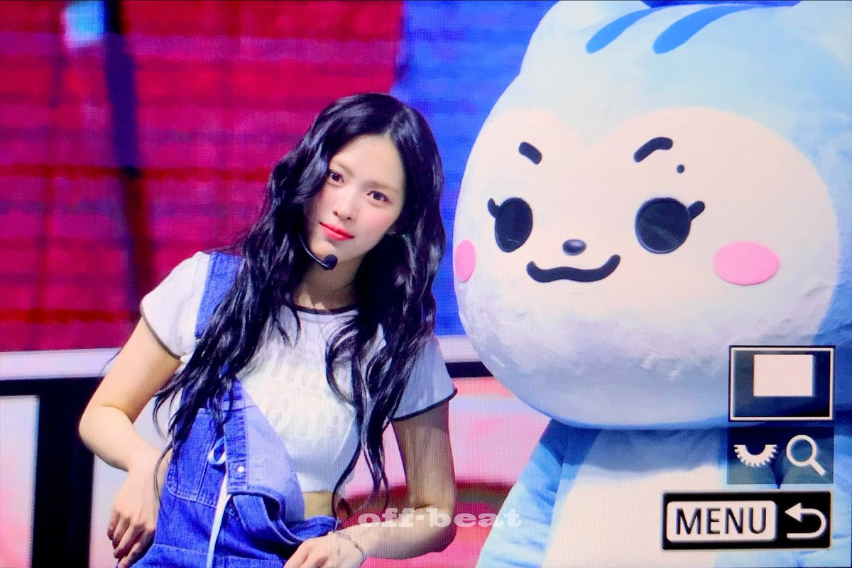 Offbeat_RJ's tweet photo. 241102 나 이 투샷 찬성 #ITZY #있지 #RYUJIN #류진 @ITZYofficial https://t.co/cmcOxg2Q8O