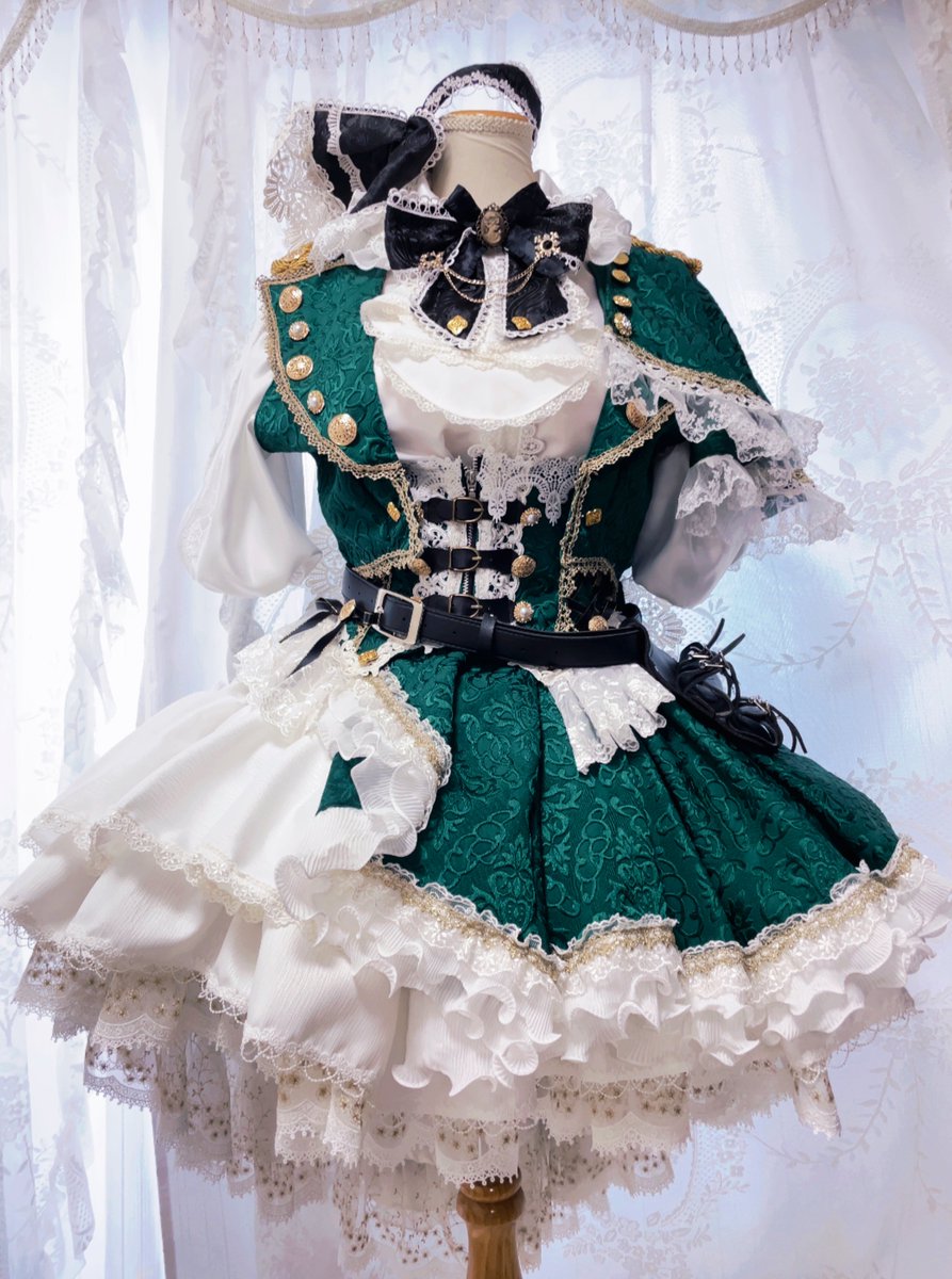 pppshake's tweet photo. ♡コスプレ衣装
東方project
魂魄妖夢
軍服アレンジ衣装
軍ロリっぽくふりふりさせつつかわいい<かっこいいを意識してアレンジしました〜❣️
東方キャラの衣装作るのたのしい☺️💓

#東方プロジェクト
#しゃけ製 https://t.co/elPdrg4uVE