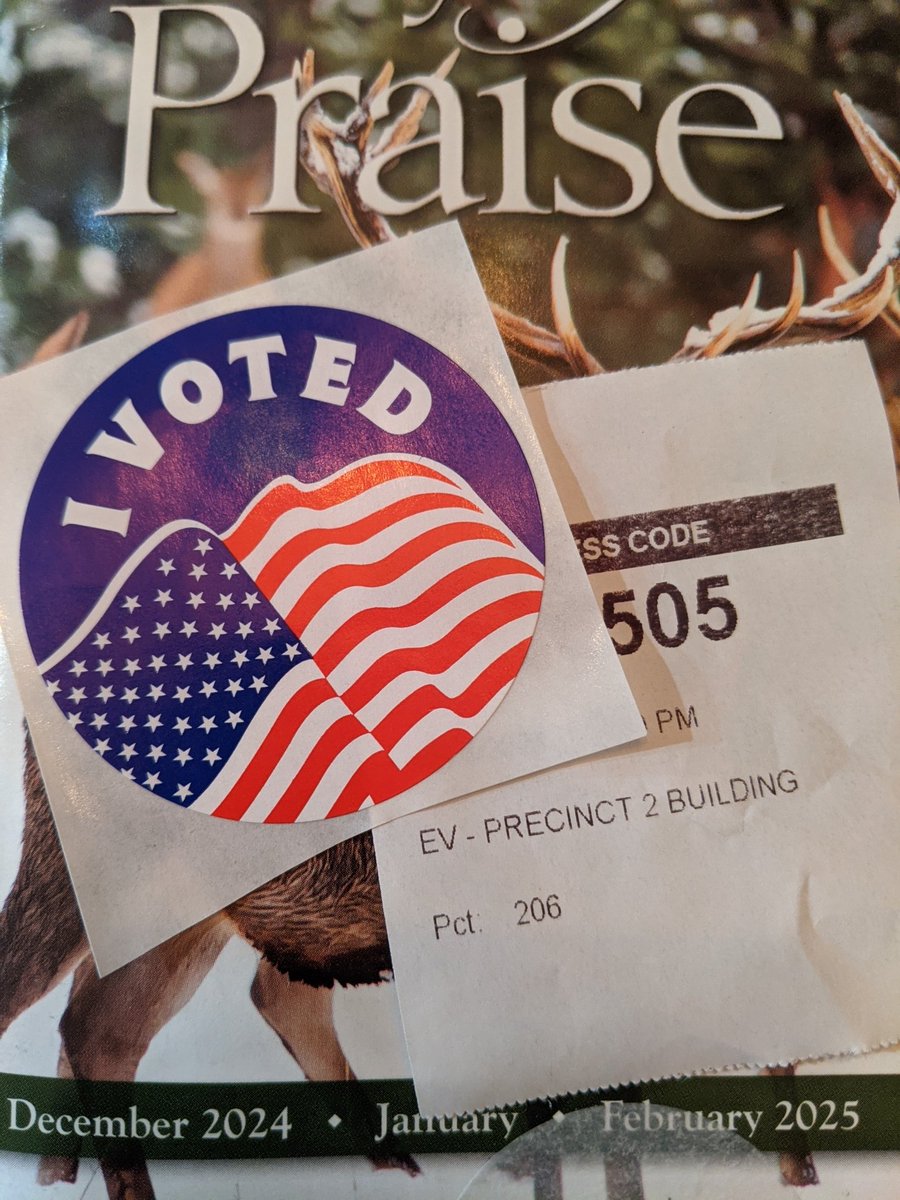 PaceRefinnej's tweet photo. #vote #votetrump #votered #voterepublican #voter https://t.co/Cj80RQ0Ocq