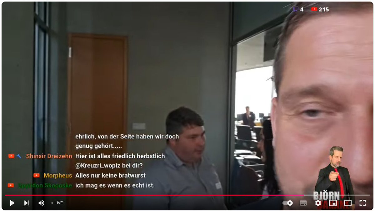BRechercheteam's tweet photo. 4// Was für Personen anscheinend wichtig sind bei einer Corona-Aufarbeitung? Superman-Verunstalter #KalVoyatzis (H.E.L.F.A.), der rechte Aktivist #MarcusFuchs (Ex #Querdenken-Dresden) oder Unternehmenscoach #JankoWilliams. #CoronaSymposium #B0211 #AfD https://t.co/j92aV4QTyn