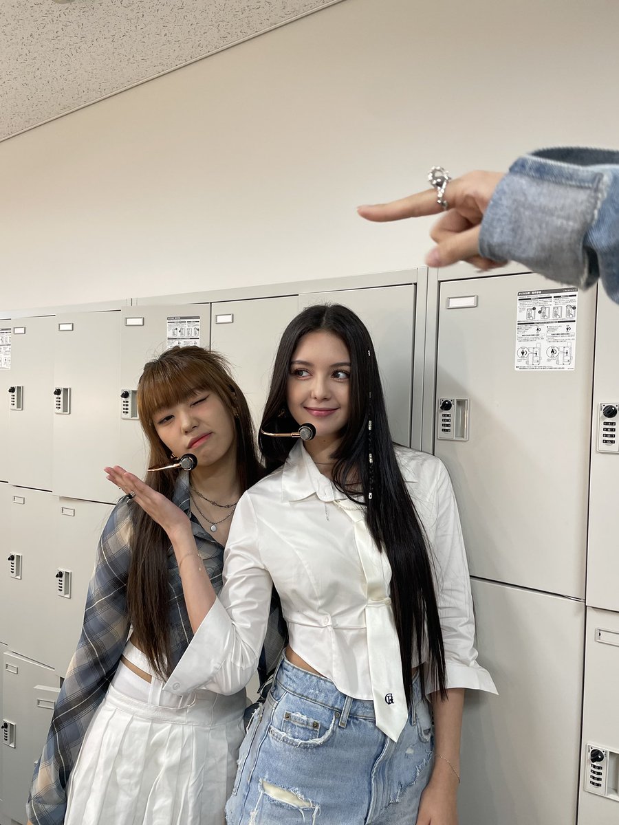 Lapillus_twt's tweet image. Today’s Birthday Girl! HBD my baby💙✨

Yep! The first pic is my fave pic of hers… she’s growing up too fast. Please slow it down peeps🥹

#Lapillus #라필루스 #Chanty #샨티