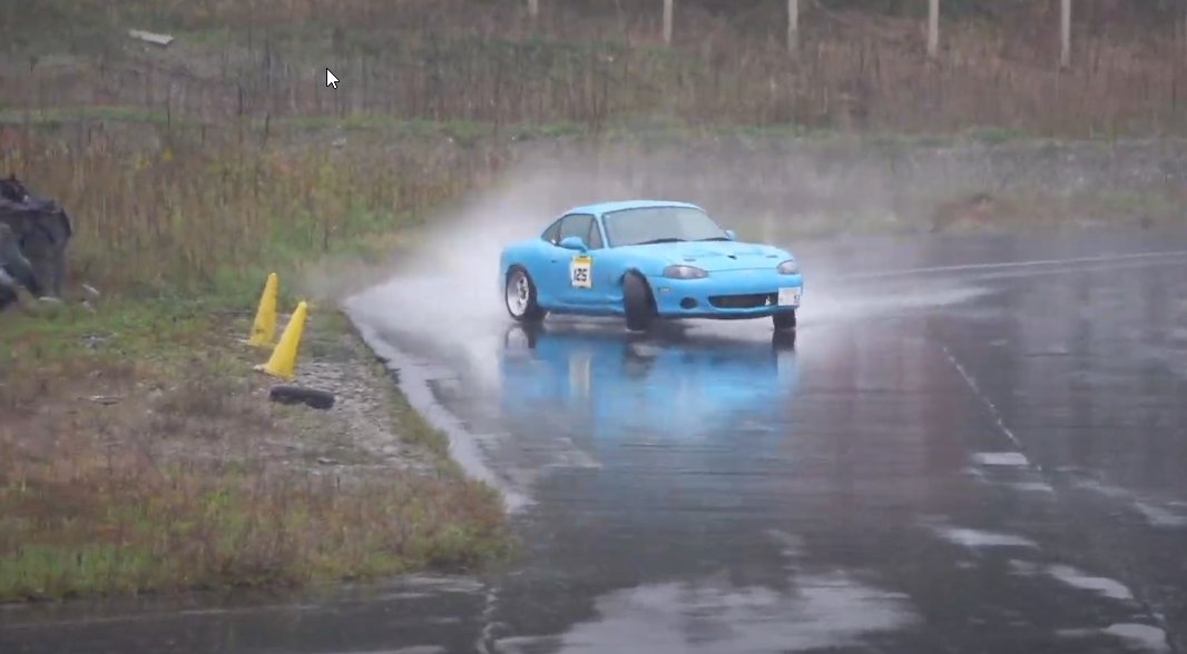 Simpit1's tweet image. TCN Drift Performance Challenge Rd.3：つくるまサーキット那須（Youtubeもチェック）
@KCKinetica のカイルさん出ています。
昨日ちょうど届け物がありカイルさんが弊社ショールーム来てましたので車をパチリ。

#つくるまサーキット #TCN #TCNPerformanceDriftChallenge
#SigmaIntegrale