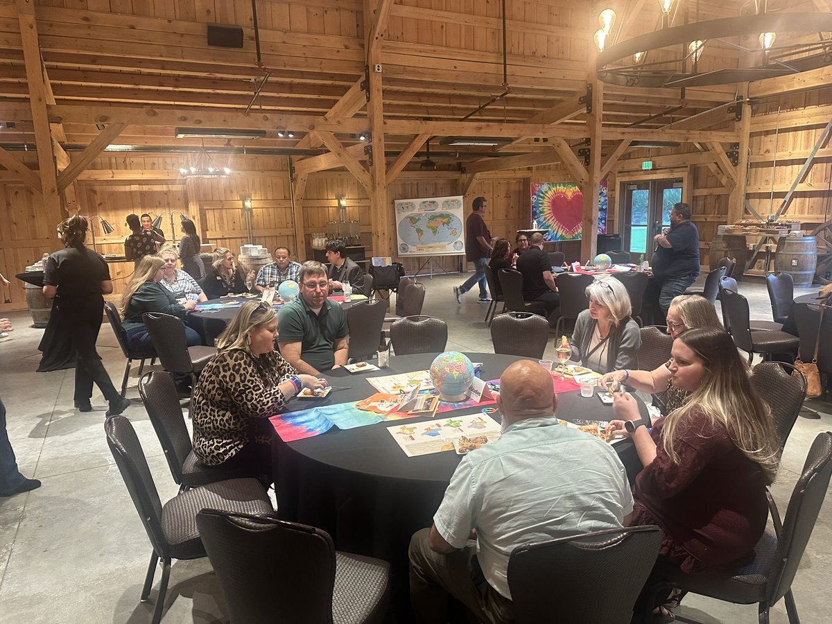 Jasonih's tweet image. #txcss2024 @SocialStudiesSS @TXCSS what a great event!!!