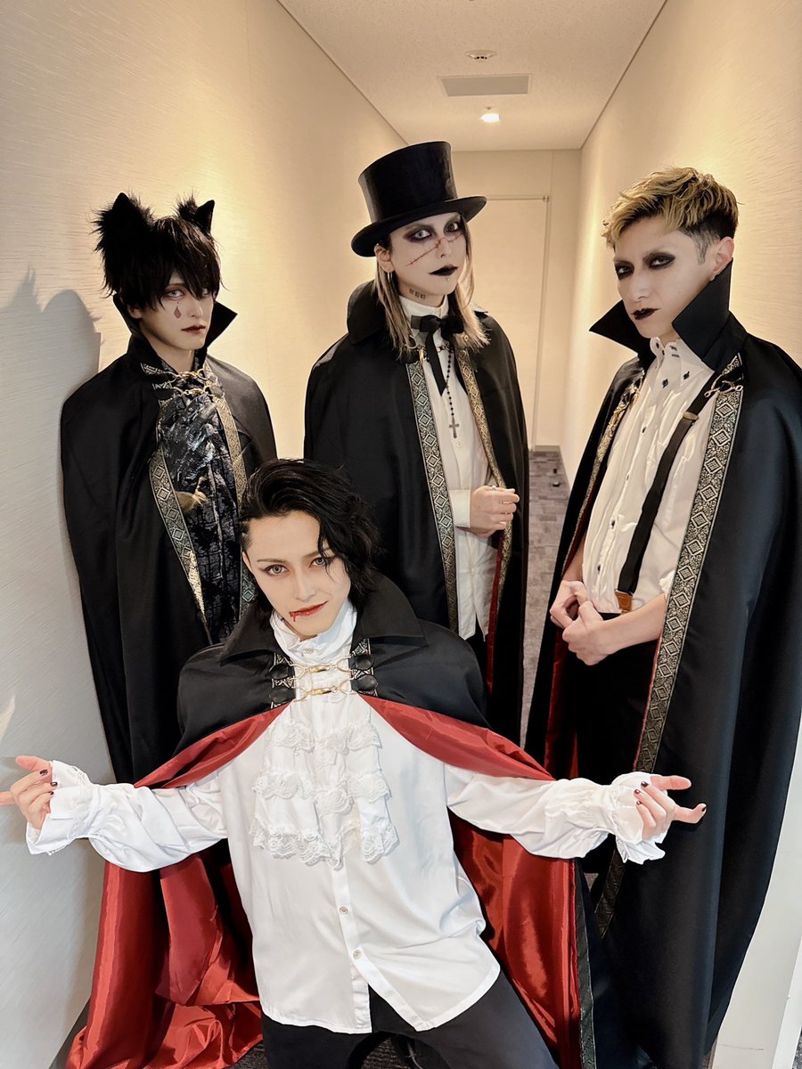 ハロウィンパーティー2024 ~WolfDAY/VampireNIGHT~」 血が飲みたいけど