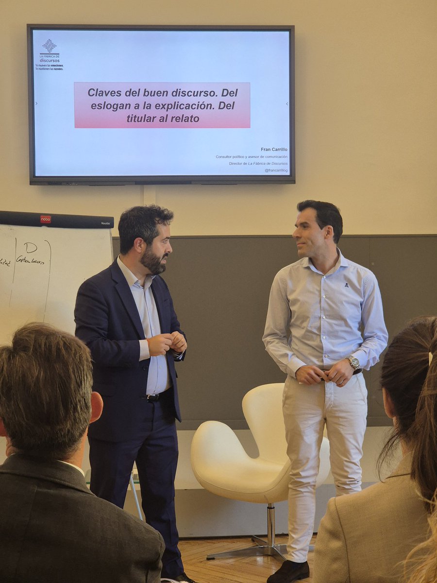 LaFábricaDeDiscursos tweet media